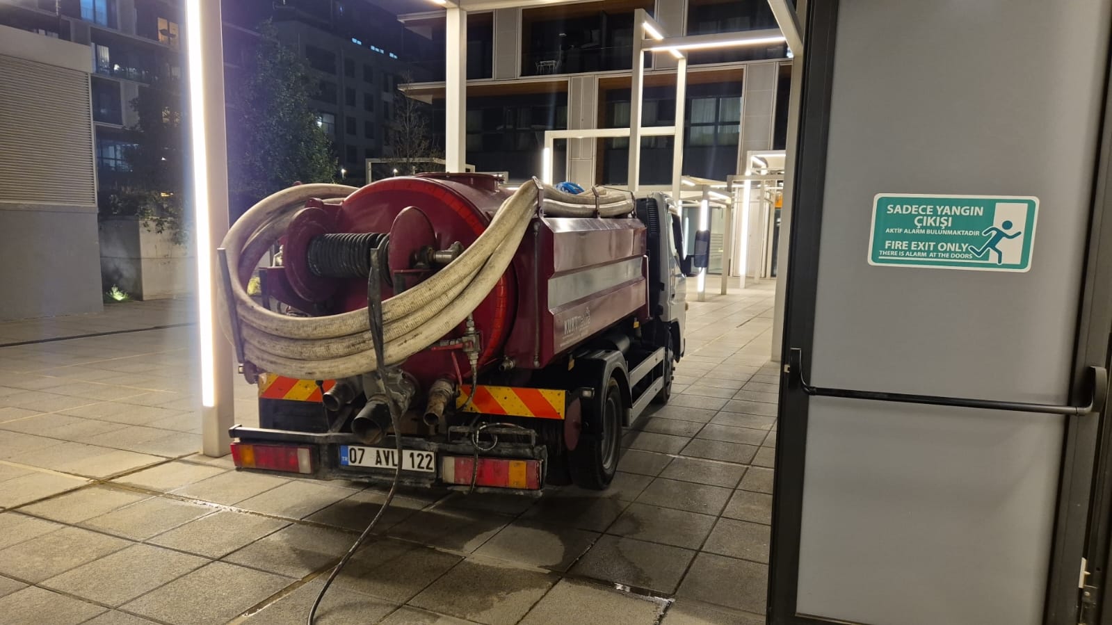 Atılım Vidanjör Kapalı Otopark Vidanjörü ile Kapalı Alanlar Kabusa Dönüşmesin